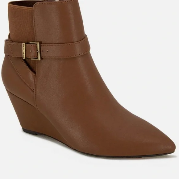 NWT Kenneth Cole Reaction Women’s Emmie Brown Wedge Boot Size 9 - Picture 2 of 13